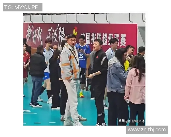 新疆队对阵北控咪咕的精彩对决引发球迷热议期待赛场上的巅峰对决 新疆队对阵北控咪咕的精彩对决引发球迷热议期待赛场上的巅峰对决